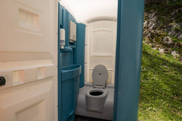 Portable Toilet Options We Offer in North Prairie, WI